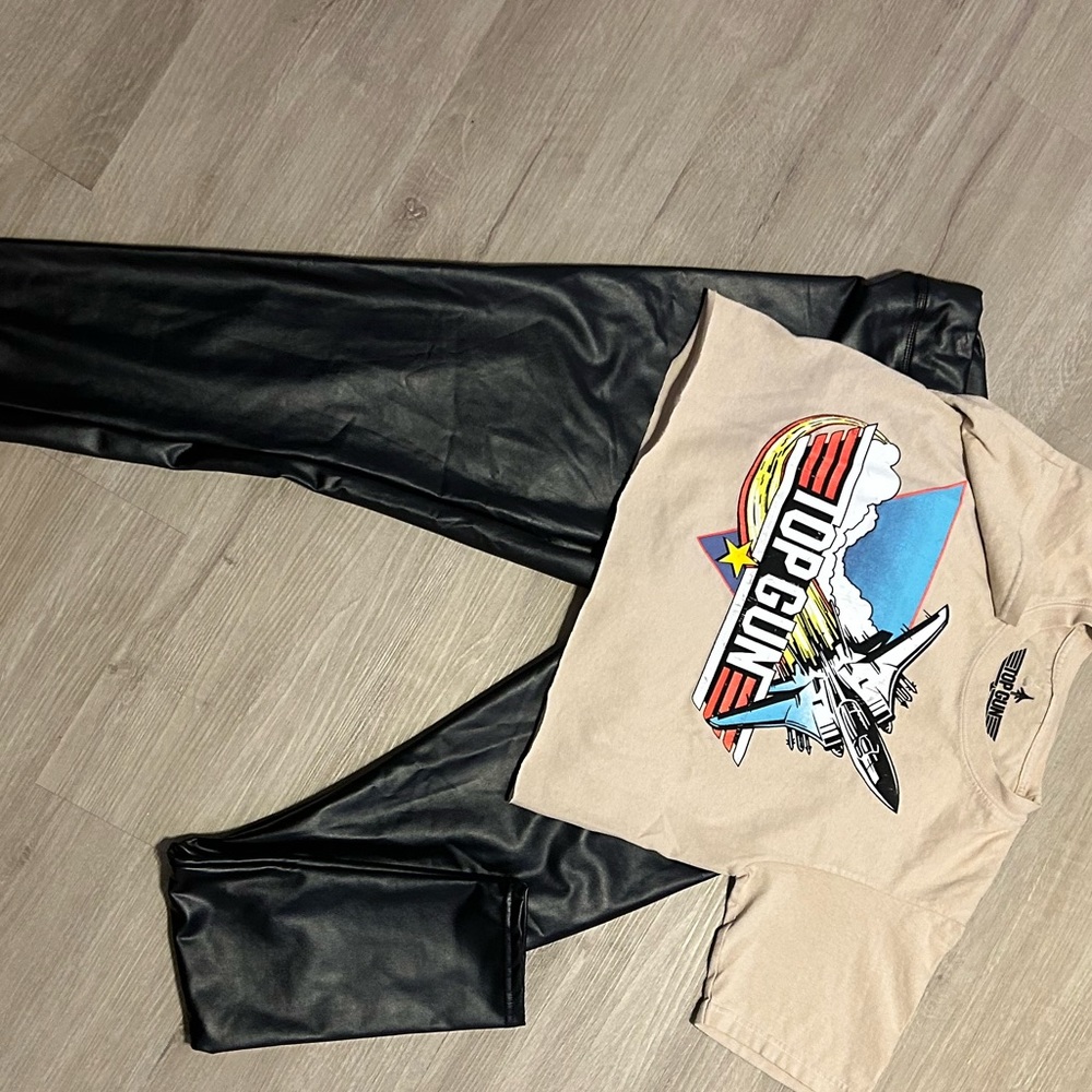 Top Gun outfit